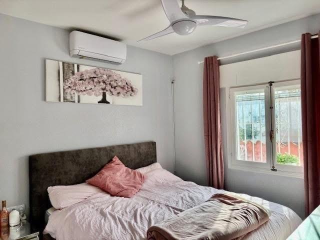 Image No.25-5 Bed Villa for sale