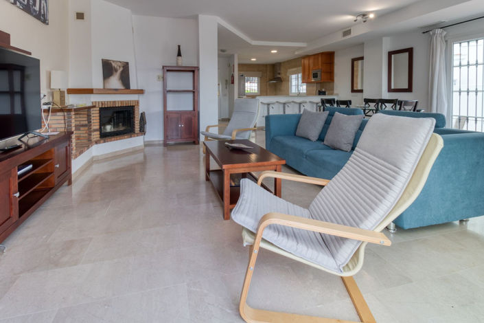 Image No.10-4 Bed Townhouse for sale