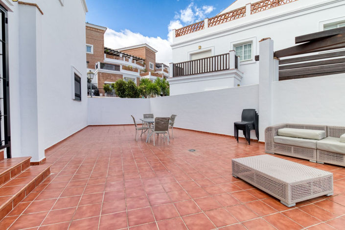 Image No.4-4 Bed Townhouse for sale