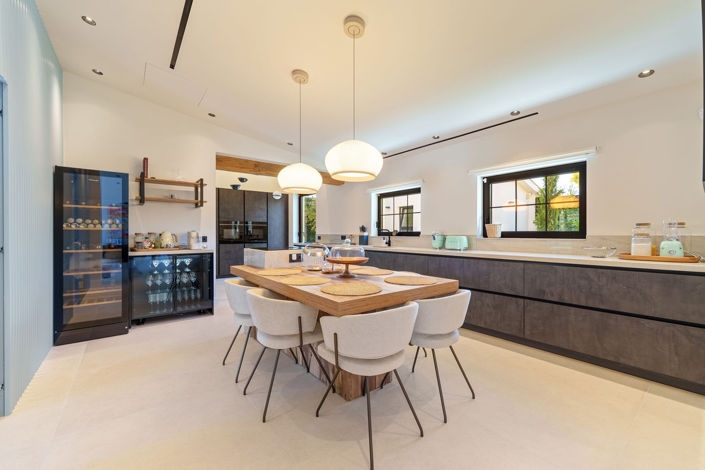 Image No.11-5 Bed Villa for sale