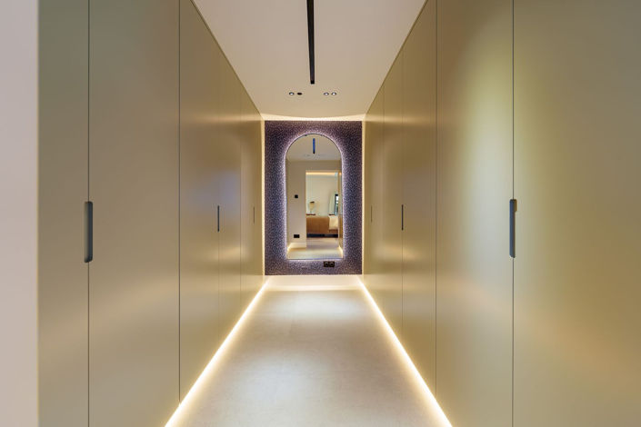 Image No.37-5 Bed Villa for sale