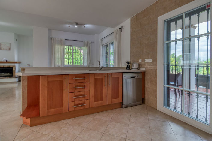 Image No.11-4 Bed Villa for sale