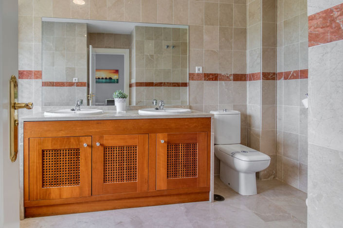 Image No.19-4 Bed Villa for sale