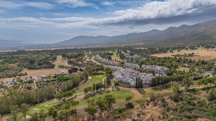 Image No.3-4 Bed Villa for sale