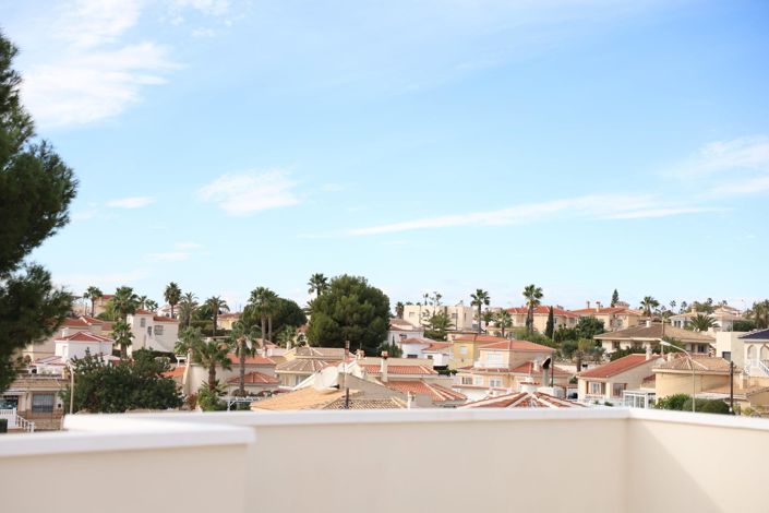 Image No.37-5 Bed Villa for sale