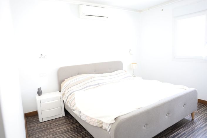 Image No.41-5 Bed Villa for sale