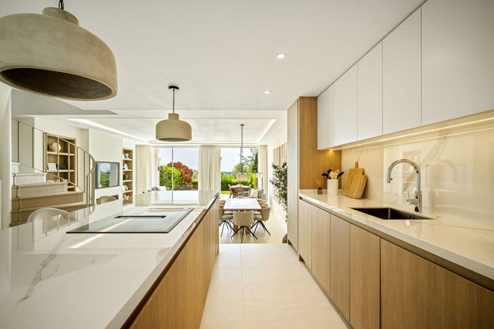 Image No.7-4 Bed Townhouse for sale