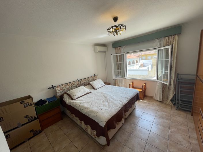 Image No.6-6 Bed Villa for sale