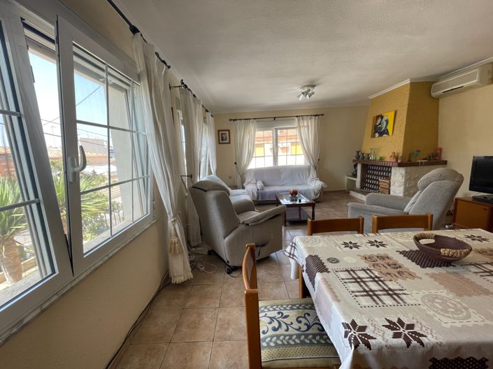 Image No.9-6 Bed Villa for sale