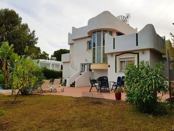 3 Bed Townhouse for sale