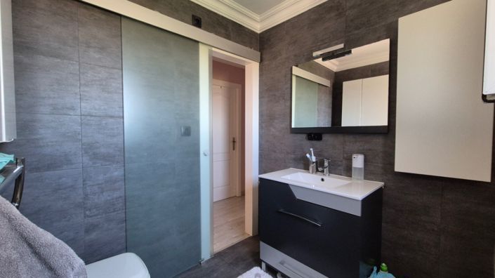 Image No.15-3 Bed Townhouse for sale