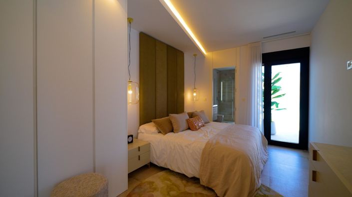 Image No.24-3 Bed Villa for sale