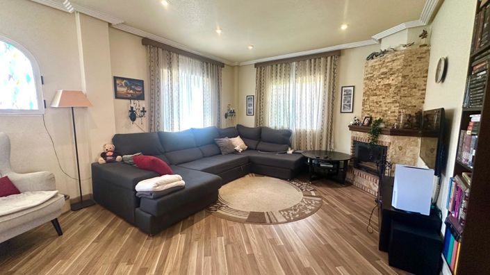 Image No.22-3 Bed Townhouse for sale