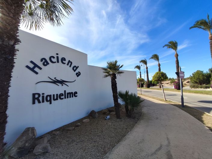 Image No.33-2 Bed Apartment for sale