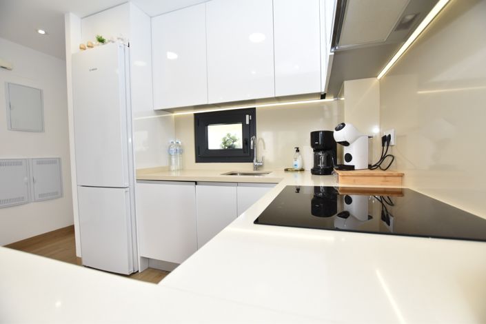 Image No.4-2 Bed Apartment for sale