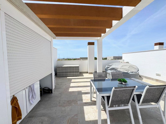 Image No.22-2 Bed Apartment for sale