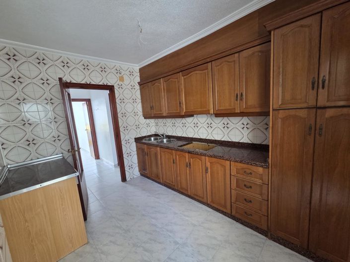 Image No.5-3 Bed Apartment for sale