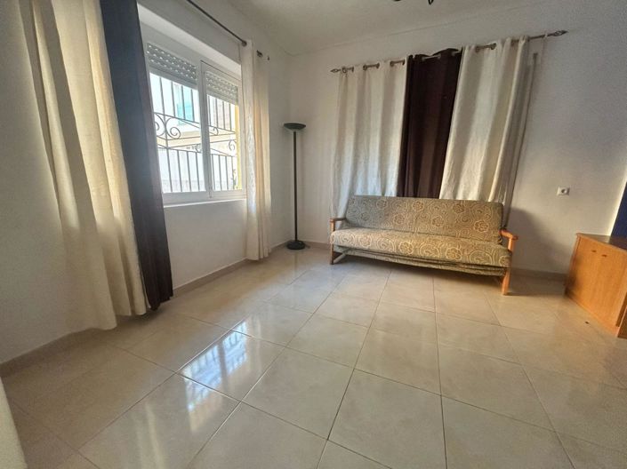 Image No.6-4 Bed Townhouse for sale