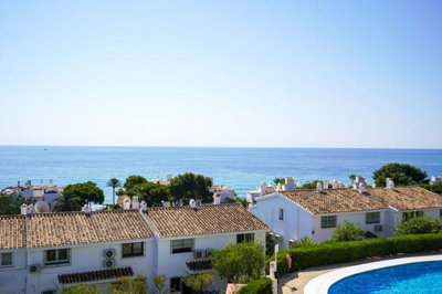 12-53013098fcab6c38b1379cd33298e050