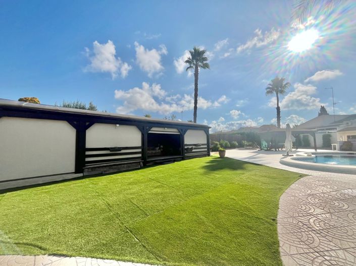 Image No.17-4 Bed Villa for sale