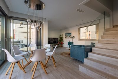 4 Bed Villa for sale