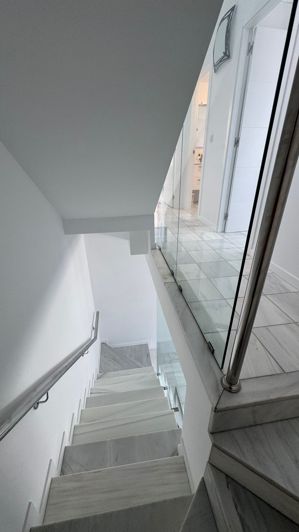 Image No.42-2 Bed House for sale