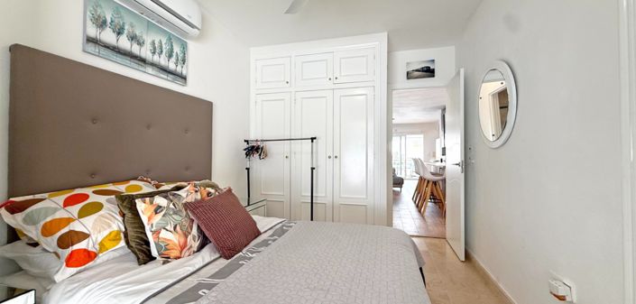 Image No.37-2 Bed Villa for sale