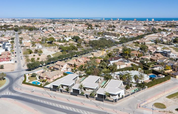 Image No.26-3 Bed Villa for sale