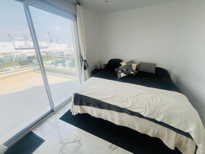 Image No.14-3 Bed Villa for sale