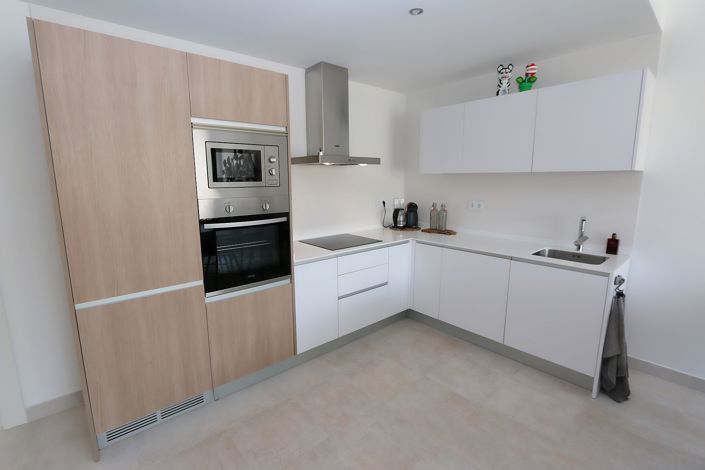 Image No.21-3 Bed Apartment for sale