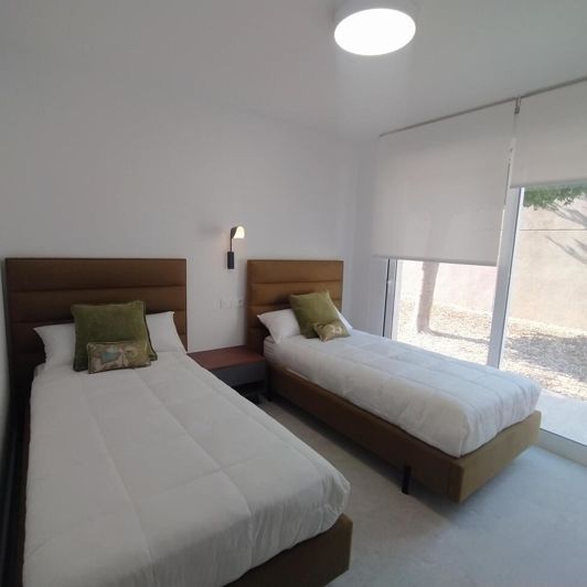 Image No.36-3 Bed Apartment for sale