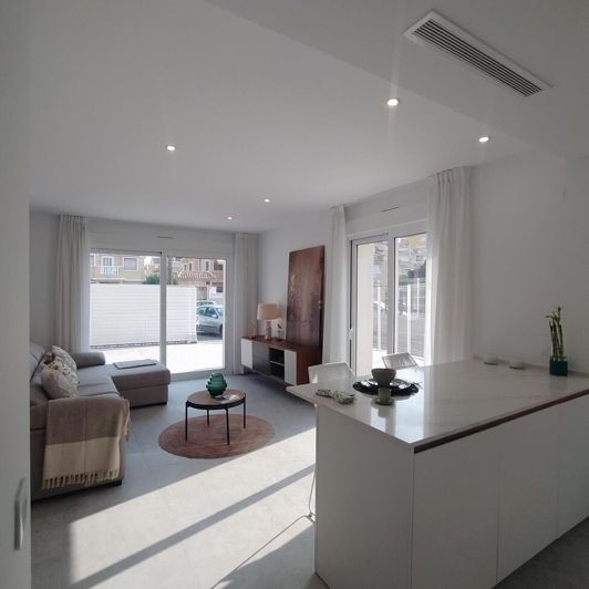 Image No.8-3 Bed Apartment for sale