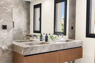 11-20939a0134ad724a8cb2a801094d15a4