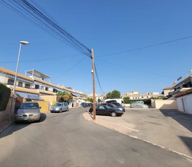 Image No.39-2 Bed Bungalow for sale