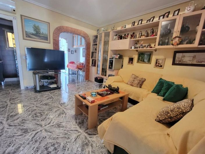 Image No.8-2 Bed Bungalow for sale