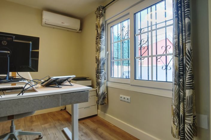 Image No.14-3 Bed House for sale