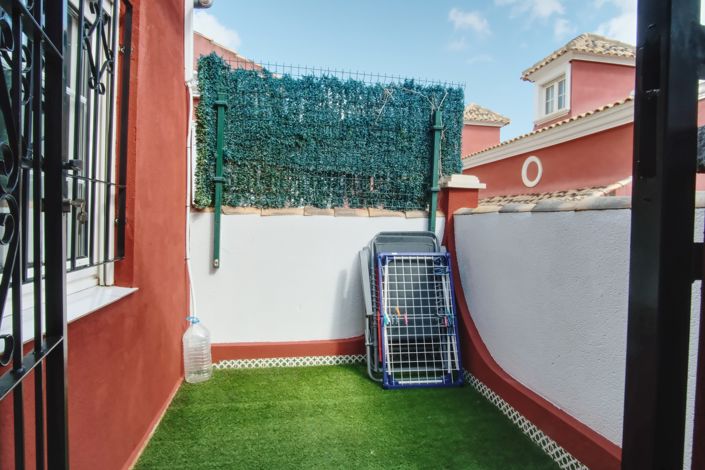 Image No.41-3 Bed House for sale