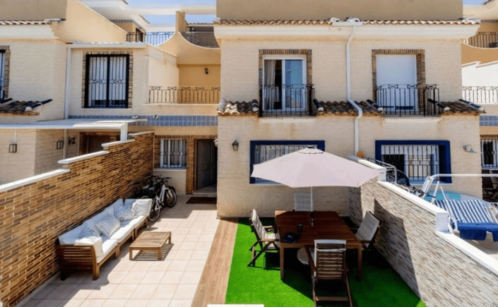 Image No.1-3 Bed House for sale