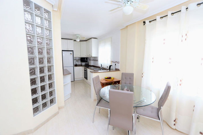 Image No.12-3 Bed House for sale