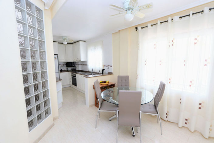 Image No.13-3 Bed House for sale