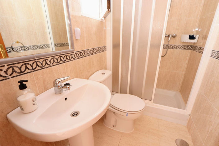 Image No.23-3 Bed House for sale