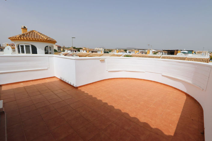 Image No.25-3 Bed House for sale