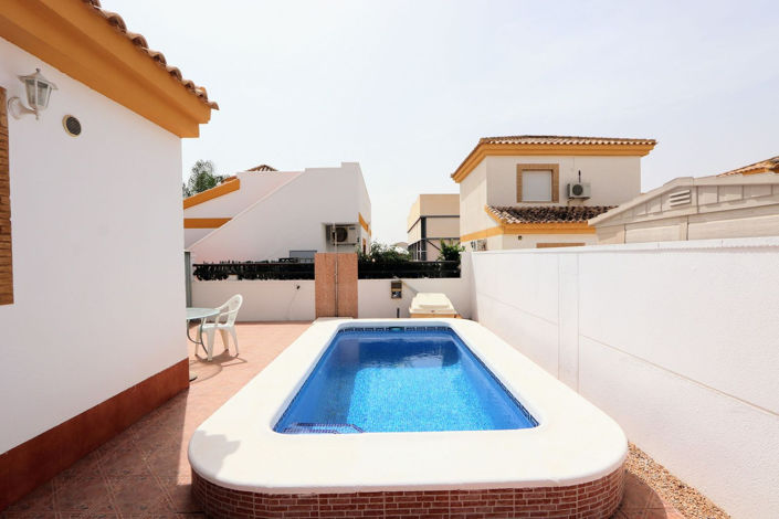 Image No.35-3 Bed House for sale