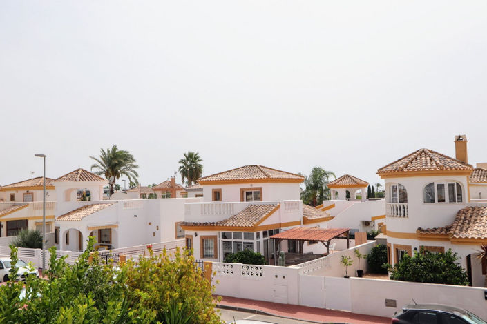 Image No.45-3 Bed House for sale