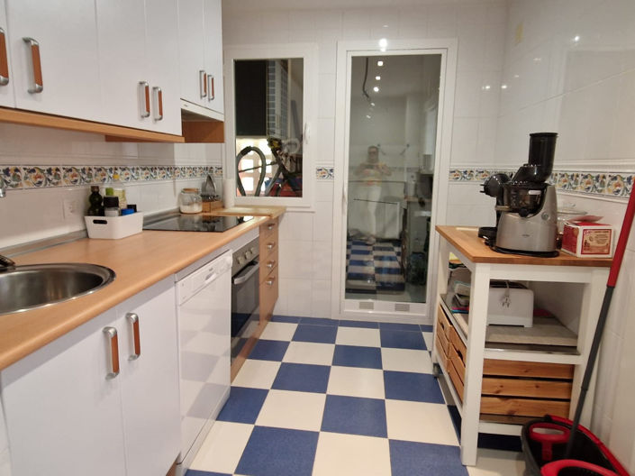 Image No.9-2 Bed Apartment for sale