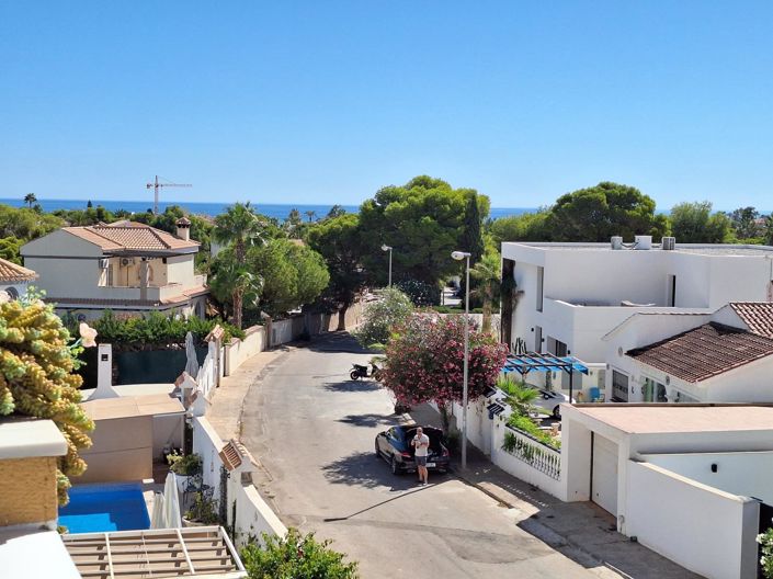 Image No.1-2 Bed Apartment for sale