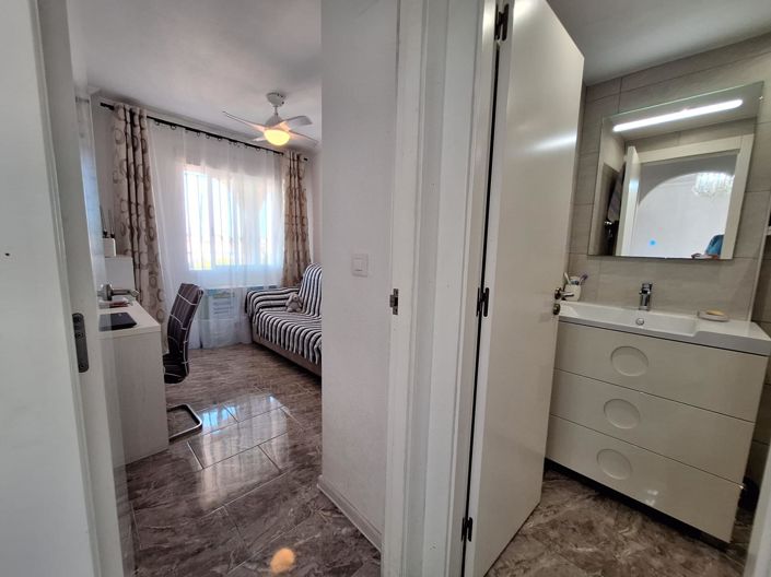 Image No.19-2 Bed Apartment for sale