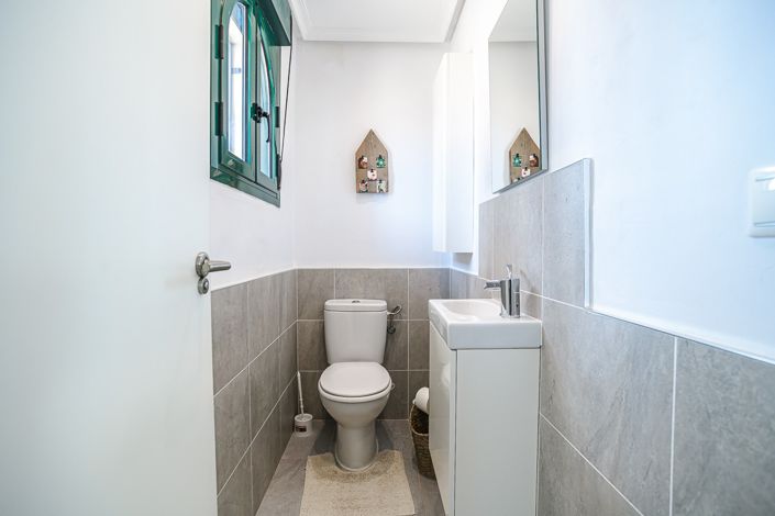 Image No.13-3 Bed Villa for sale