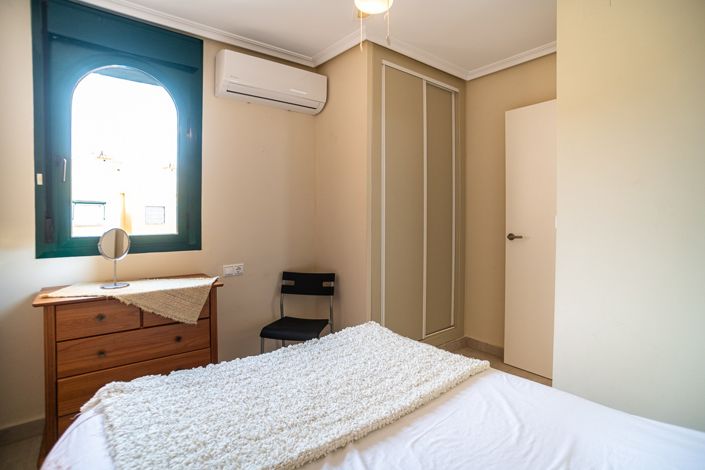 Image No.20-3 Bed Villa for sale