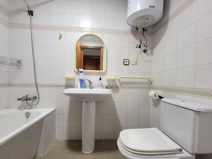 Image No.27-3 Bed Apartment for sale